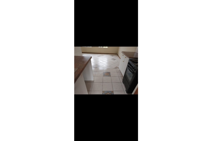 2 Bedroom Property for Sale in Lindhaven Gauteng
