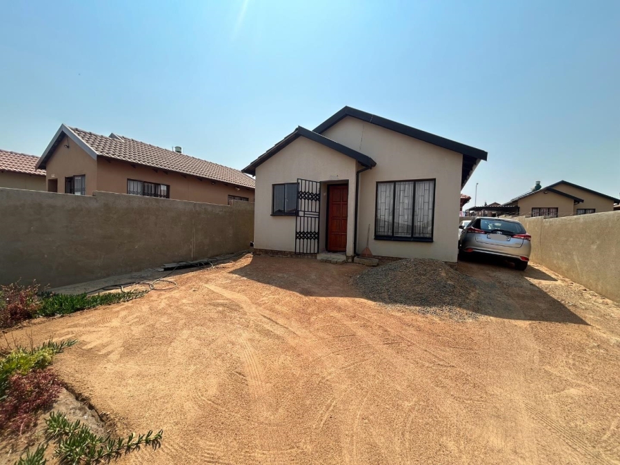 2 Bedroom Property for Sale in Soshanguve VV Gauteng