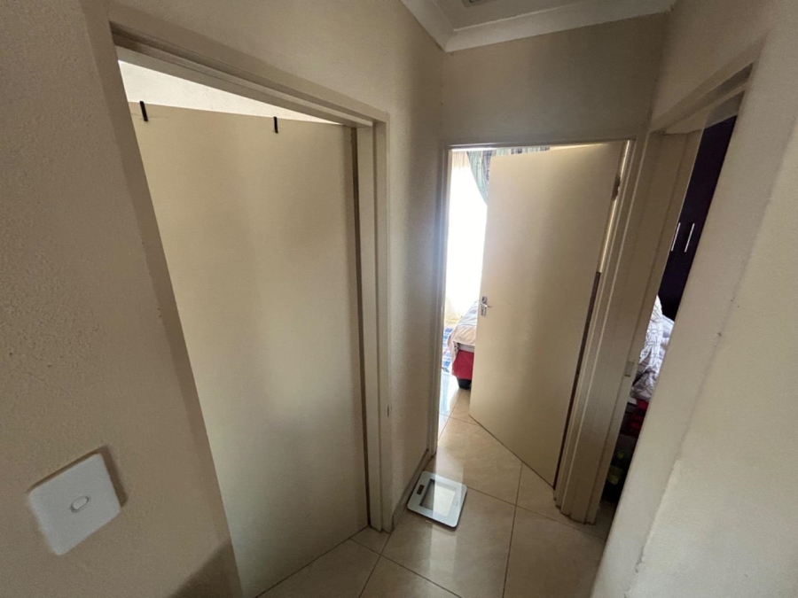 2 Bedroom Property for Sale in Soshanguve VV Gauteng