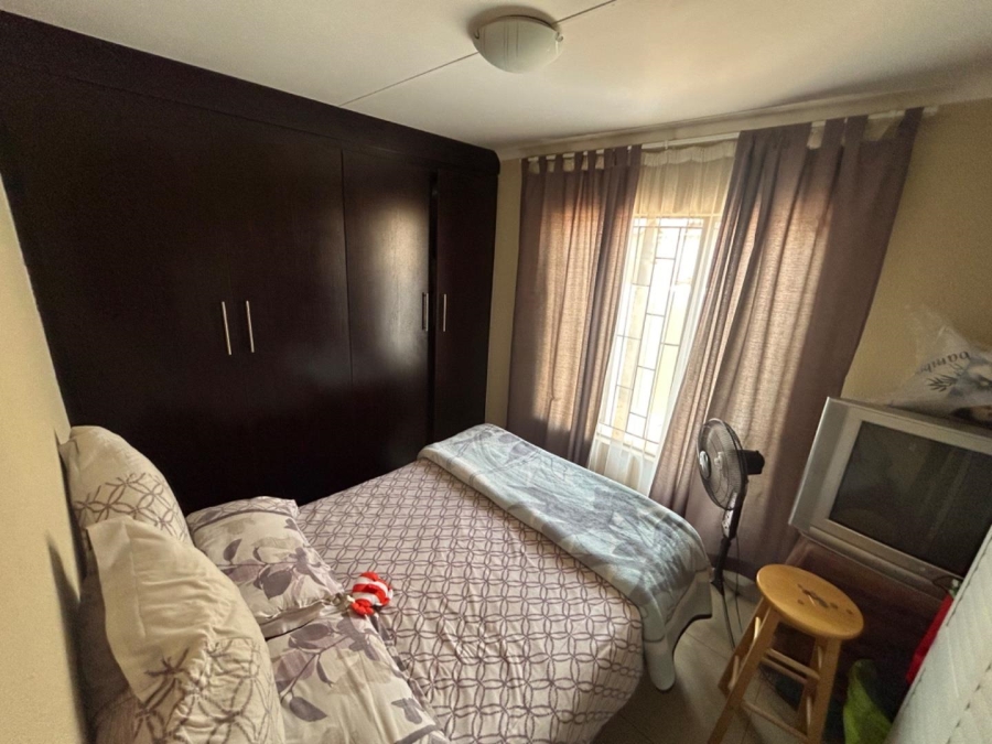 2 Bedroom Property for Sale in Soshanguve VV Gauteng