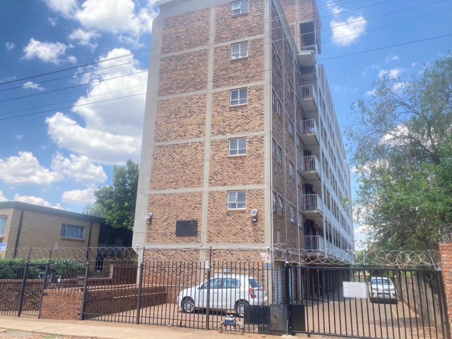 2 Bedroom Property for Sale in Pretoria North Gauteng