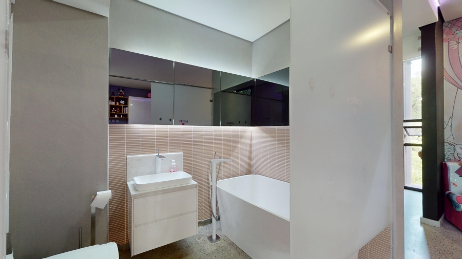 5 Bedroom Property for Sale in Rynfield Gauteng
