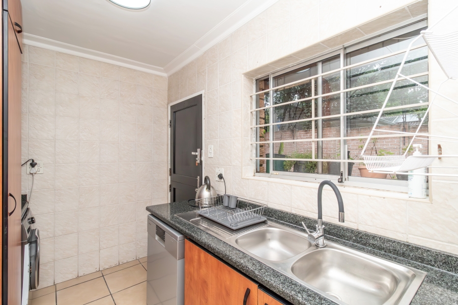 4 Bedroom Property for Sale in Sunninghill Gauteng