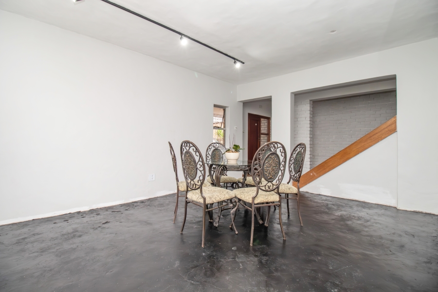 4 Bedroom Property for Sale in Sunninghill Gauteng