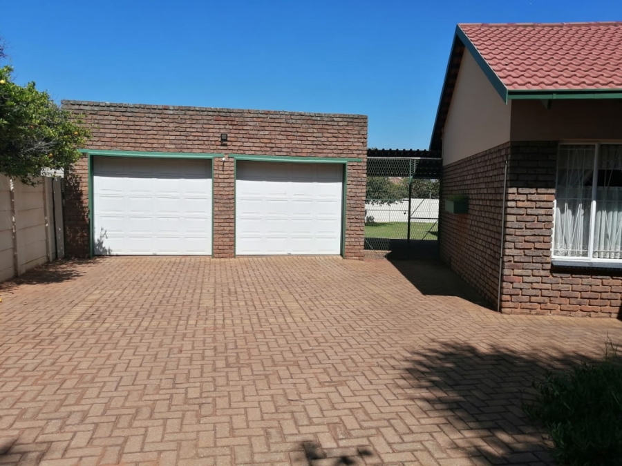 3 Bedroom Property for Sale in Culemborg Park Gauteng