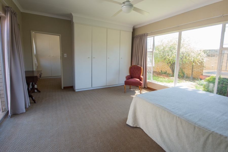5 Bedroom Property for Sale in Sunward Park Gauteng