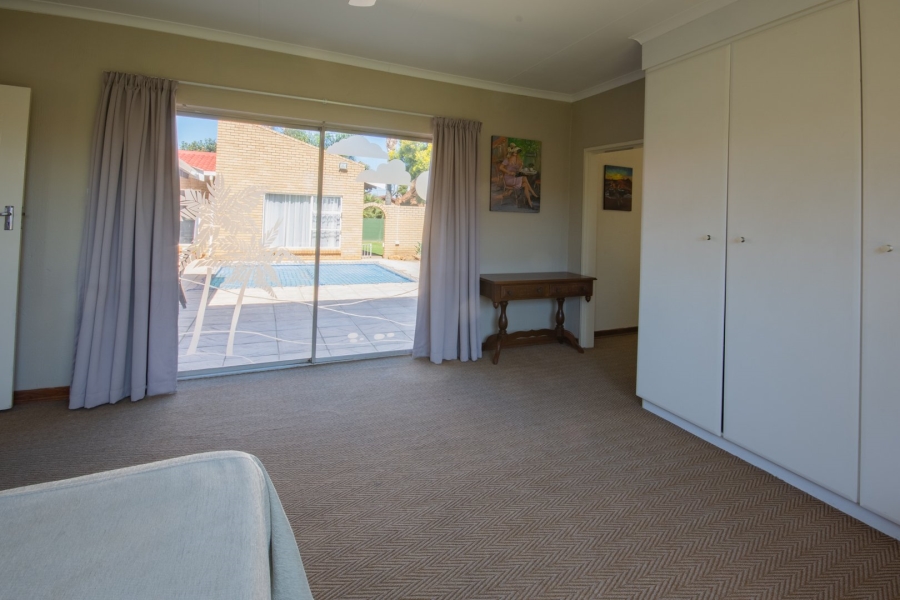 5 Bedroom Property for Sale in Sunward Park Gauteng