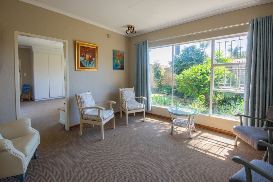 5 Bedroom Property for Sale in Sunward Park Gauteng