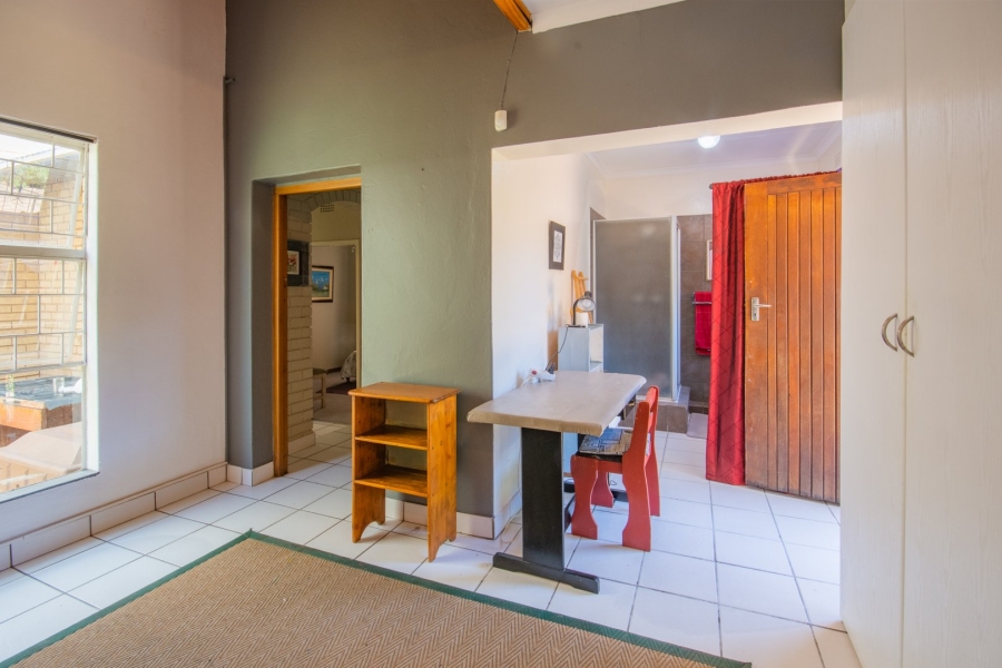 5 Bedroom Property for Sale in Sunward Park Gauteng