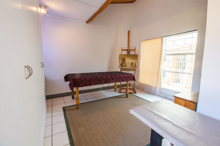 5 Bedroom Property for Sale in Sunward Park Gauteng