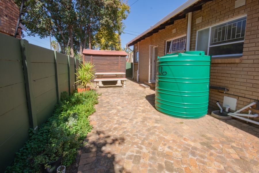 5 Bedroom Property for Sale in Sunward Park Gauteng