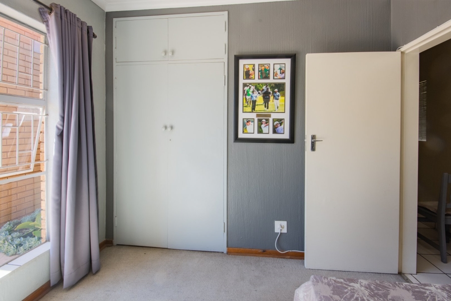 5 Bedroom Property for Sale in Sunward Park Gauteng
