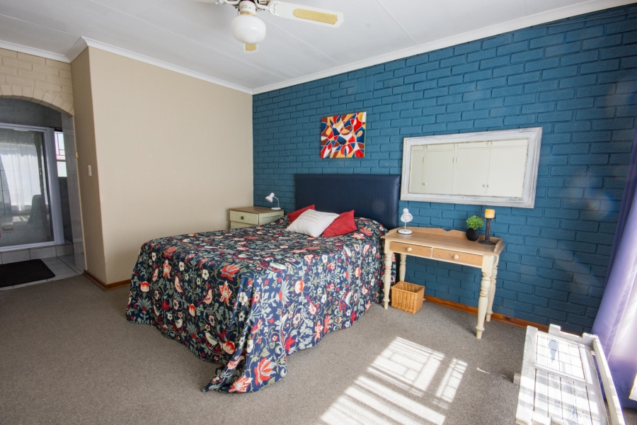 5 Bedroom Property for Sale in Sunward Park Gauteng