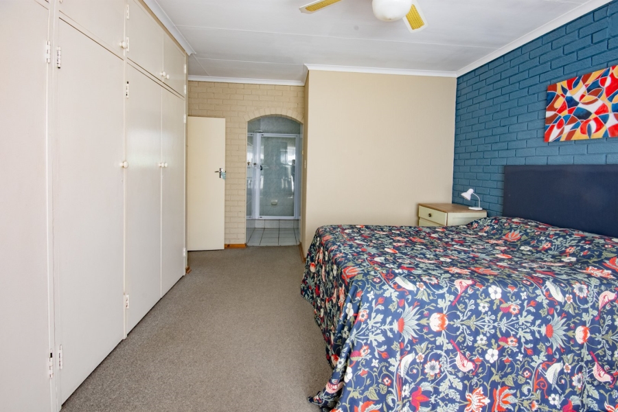 5 Bedroom Property for Sale in Sunward Park Gauteng