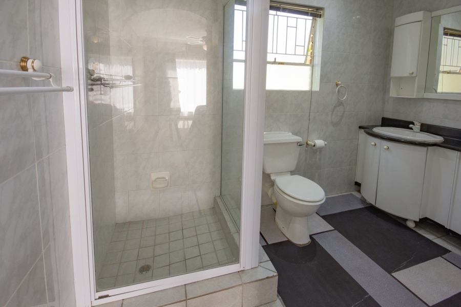 5 Bedroom Property for Sale in Sunward Park Gauteng