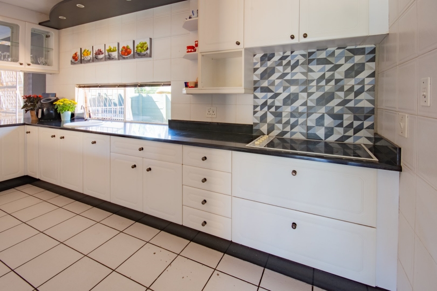 5 Bedroom Property for Sale in Sunward Park Gauteng