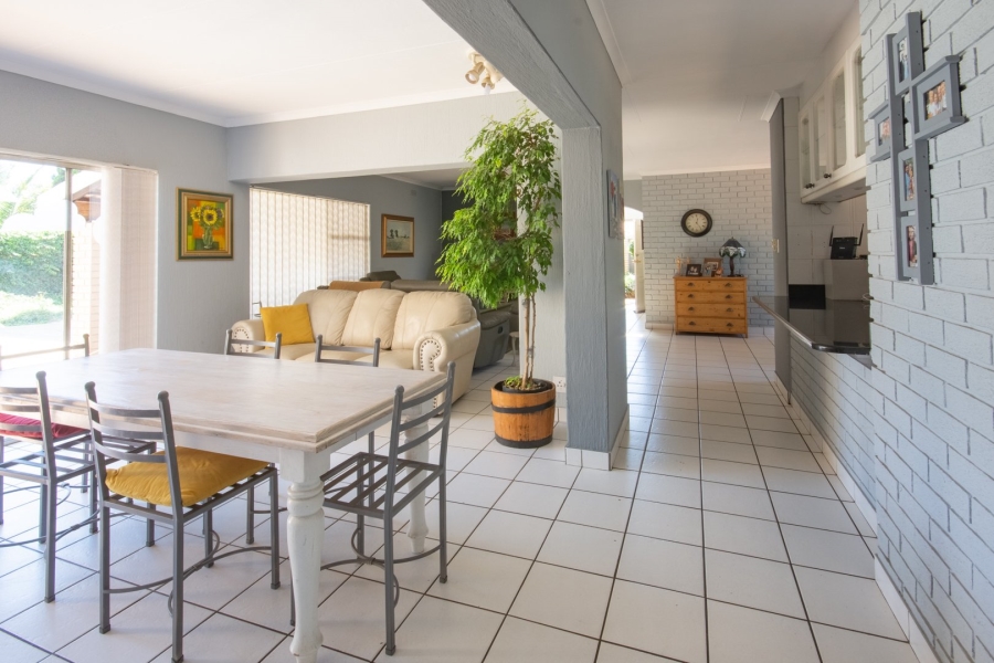 5 Bedroom Property for Sale in Sunward Park Gauteng