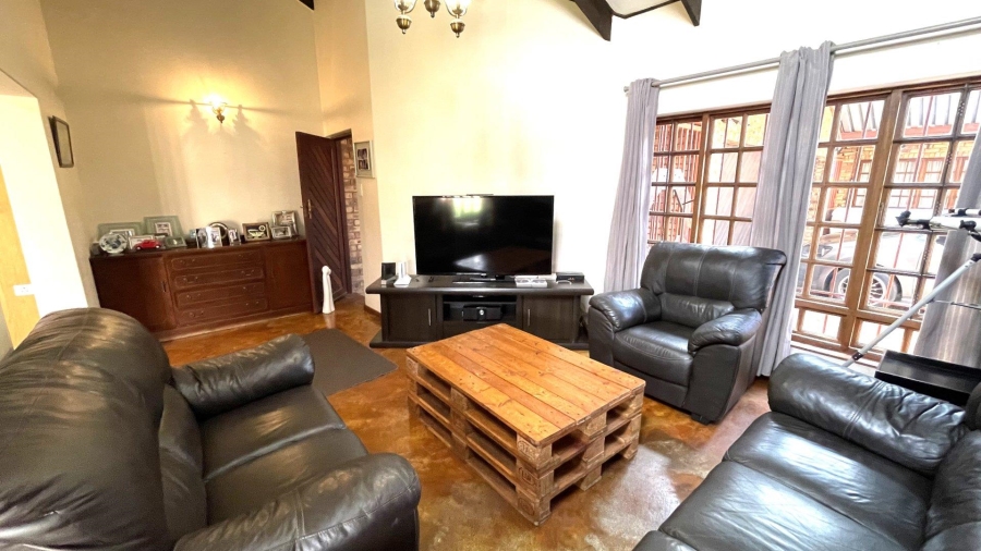 4 Bedroom Property for Sale in Clubview Gauteng