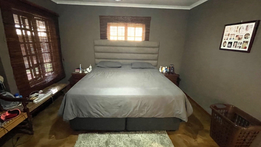 4 Bedroom Property for Sale in Clubview Gauteng