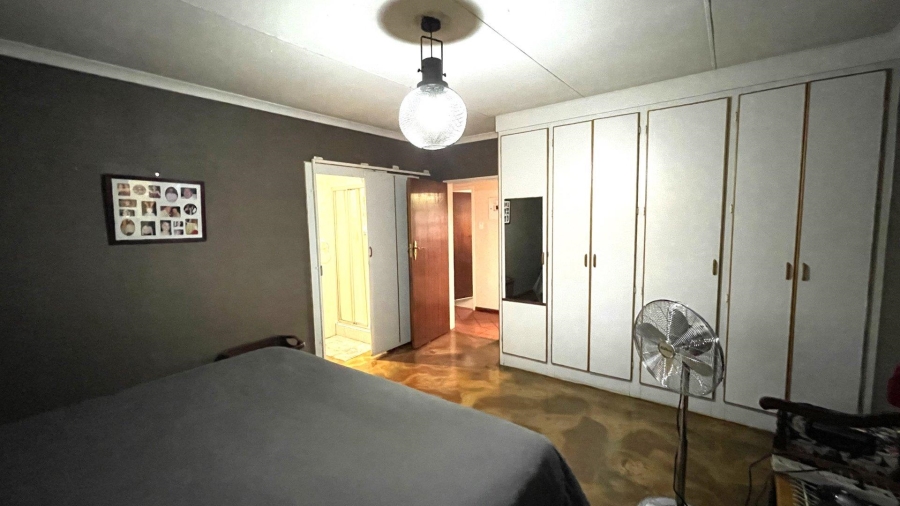 4 Bedroom Property for Sale in Clubview Gauteng