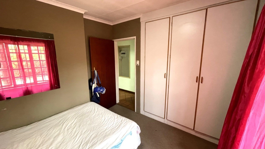 4 Bedroom Property for Sale in Clubview Gauteng