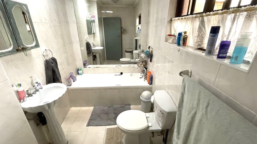 4 Bedroom Property for Sale in Clubview Gauteng