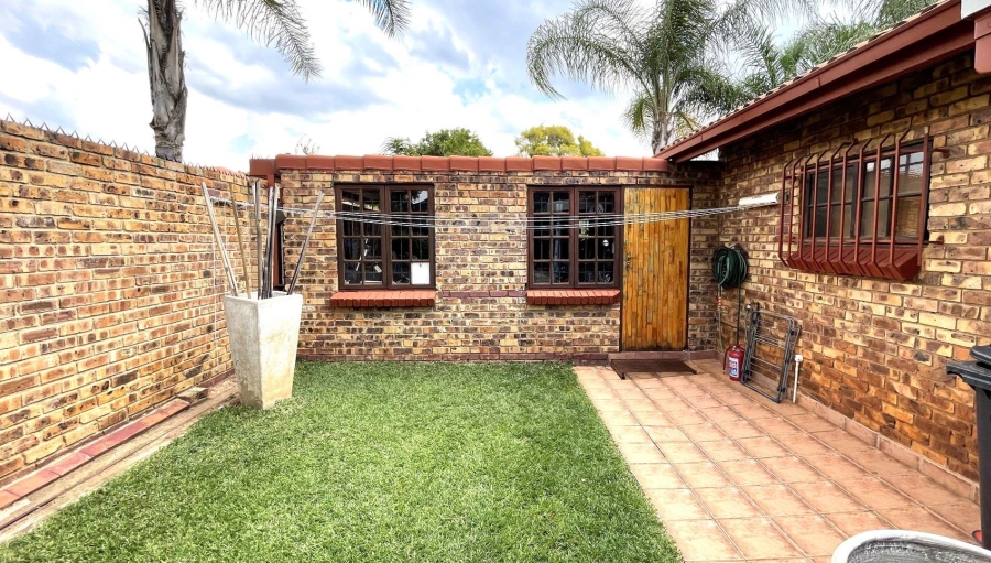 4 Bedroom Property for Sale in Clubview Gauteng
