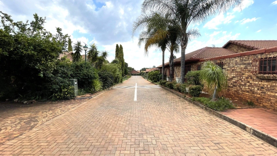 4 Bedroom Property for Sale in Clubview Gauteng