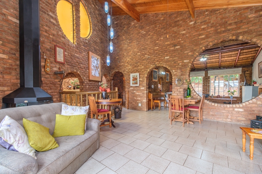 4 Bedroom Property for Sale in Strubensvallei Gauteng