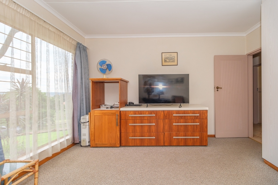 4 Bedroom Property for Sale in Strubensvallei Gauteng
