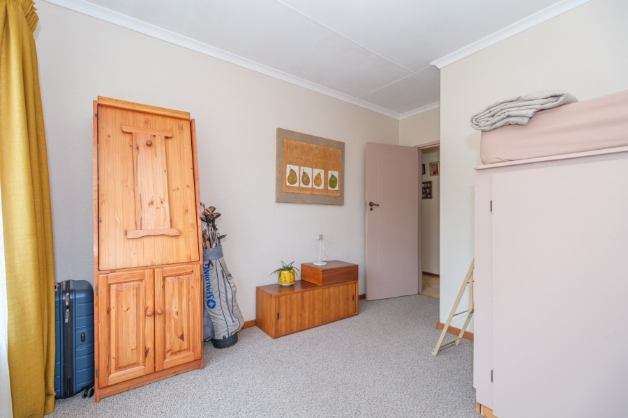 4 Bedroom Property for Sale in Strubensvallei Gauteng