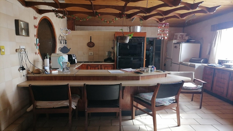 4 Bedroom Property for Sale in Theoville Gauteng