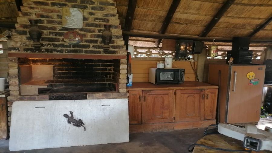 4 Bedroom Property for Sale in Theoville Gauteng