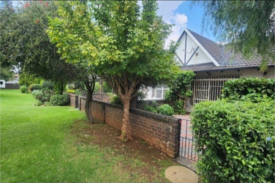 2 Bedroom Property for Sale in Albemarle Gauteng