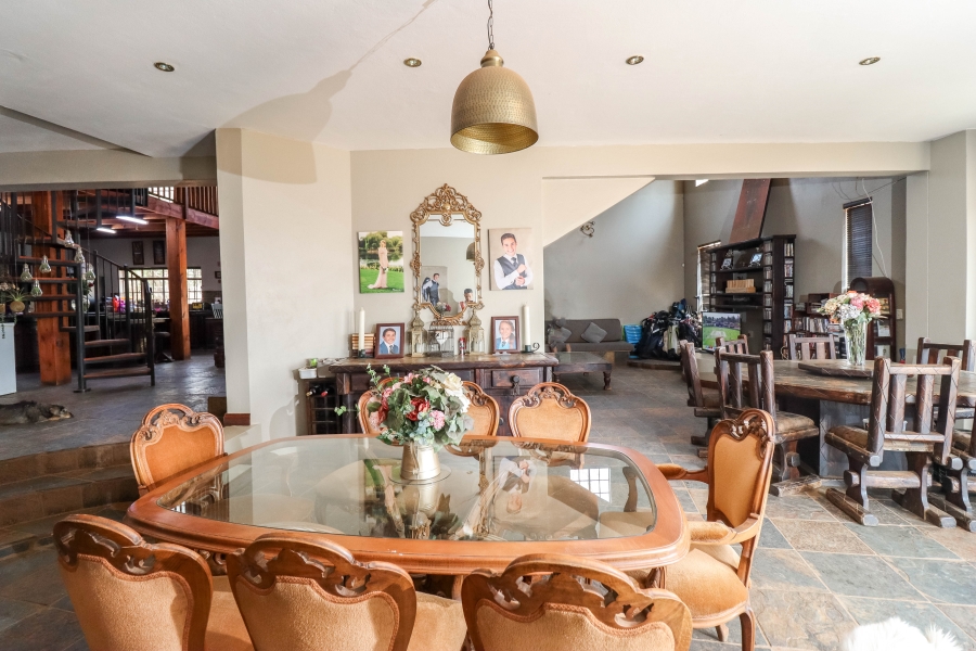 4 Bedroom Property for Sale in Mnandi Gauteng
