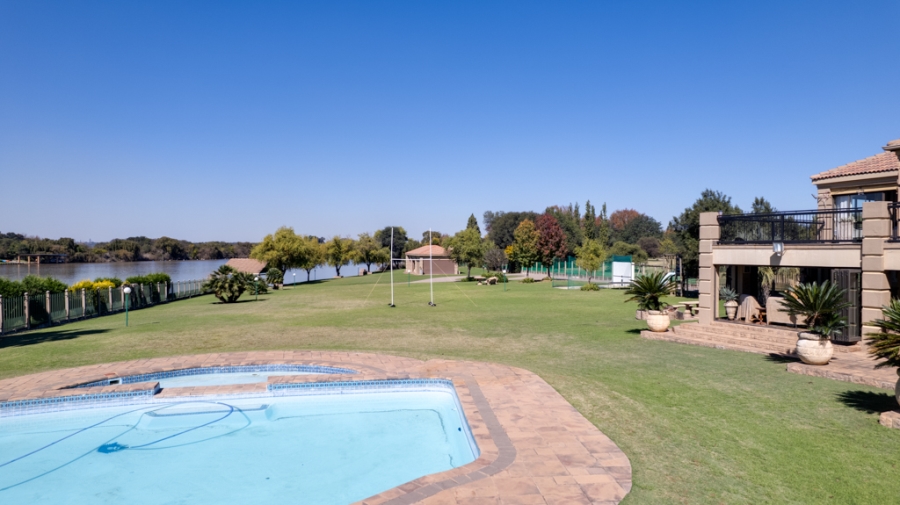 13 Bedroom Property for Sale in Marlbank Gauteng