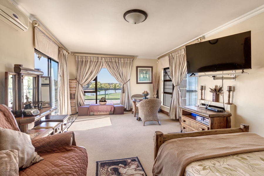 13 Bedroom Property for Sale in Marlbank Gauteng