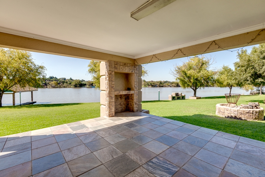 13 Bedroom Property for Sale in Marlbank Gauteng