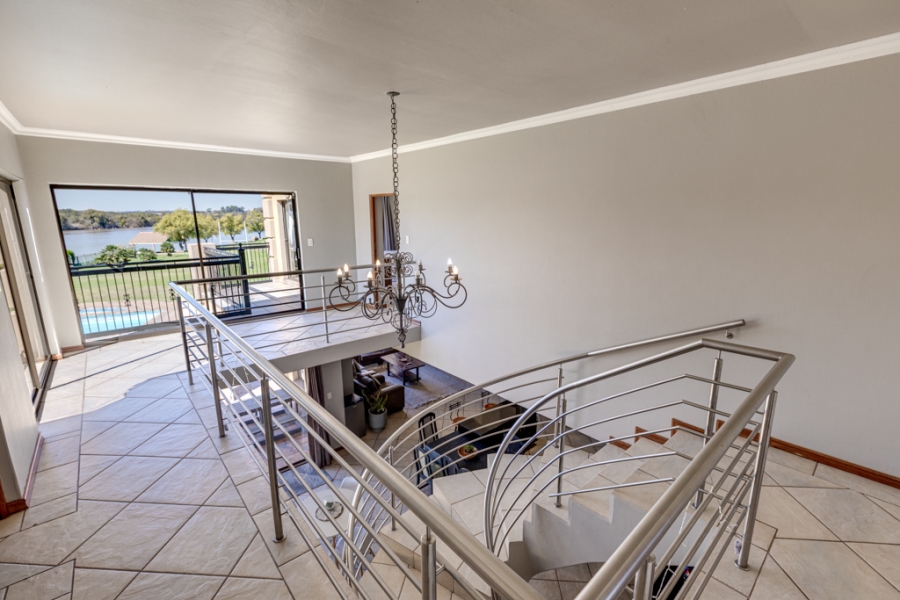 13 Bedroom Property for Sale in Marlbank Gauteng