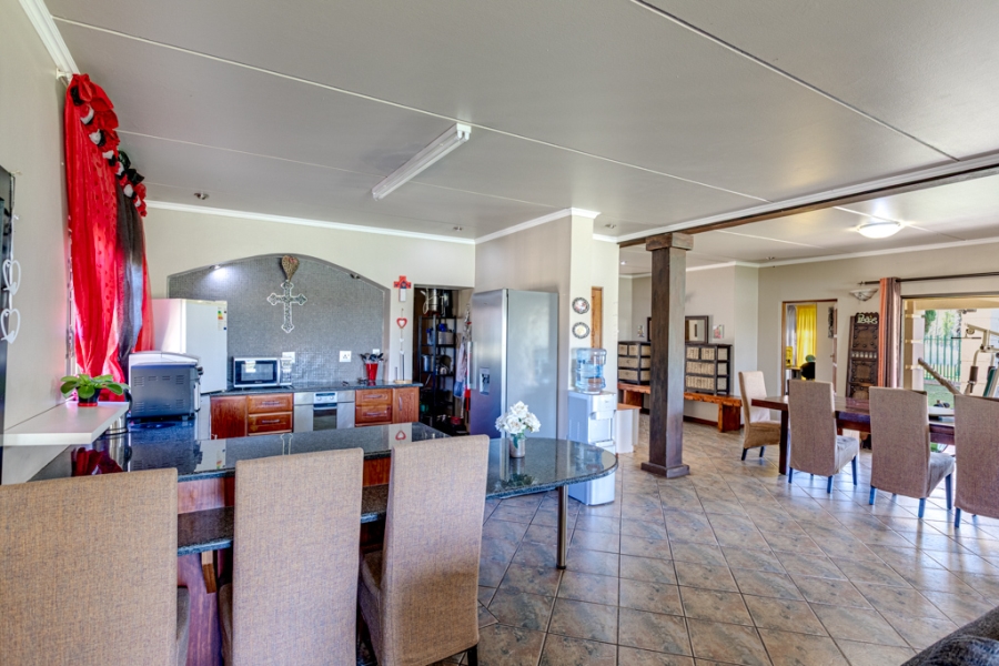 13 Bedroom Property for Sale in Marlbank Gauteng