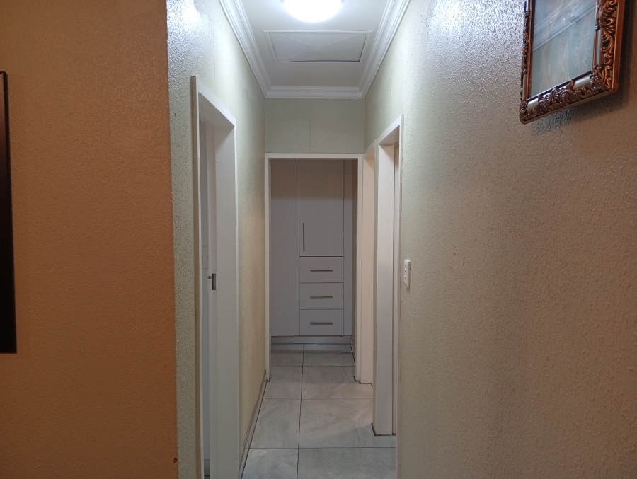 To Let 3 Bedroom Property for Rent in Nellmapius Gauteng