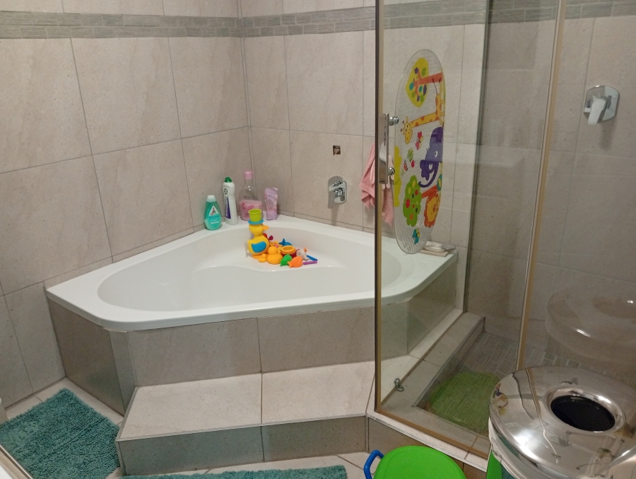 To Let 3 Bedroom Property for Rent in Nellmapius Gauteng