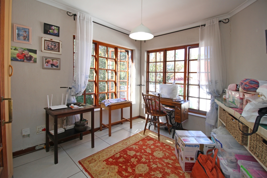 3 Bedroom Property for Sale in Olivedale Gauteng