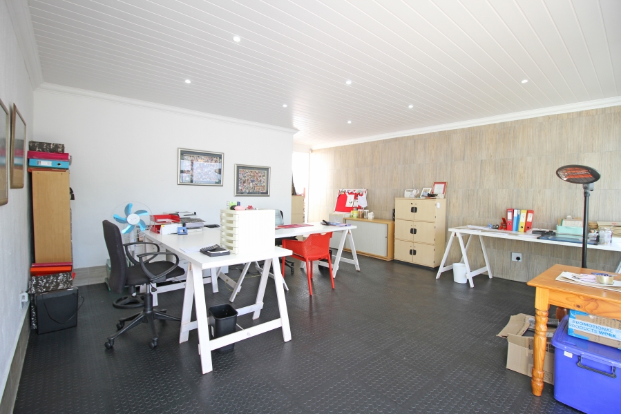 3 Bedroom Property for Sale in Olivedale Gauteng
