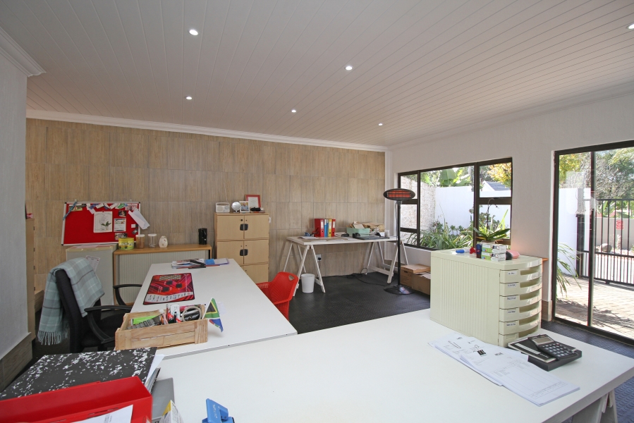 3 Bedroom Property for Sale in Olivedale Gauteng