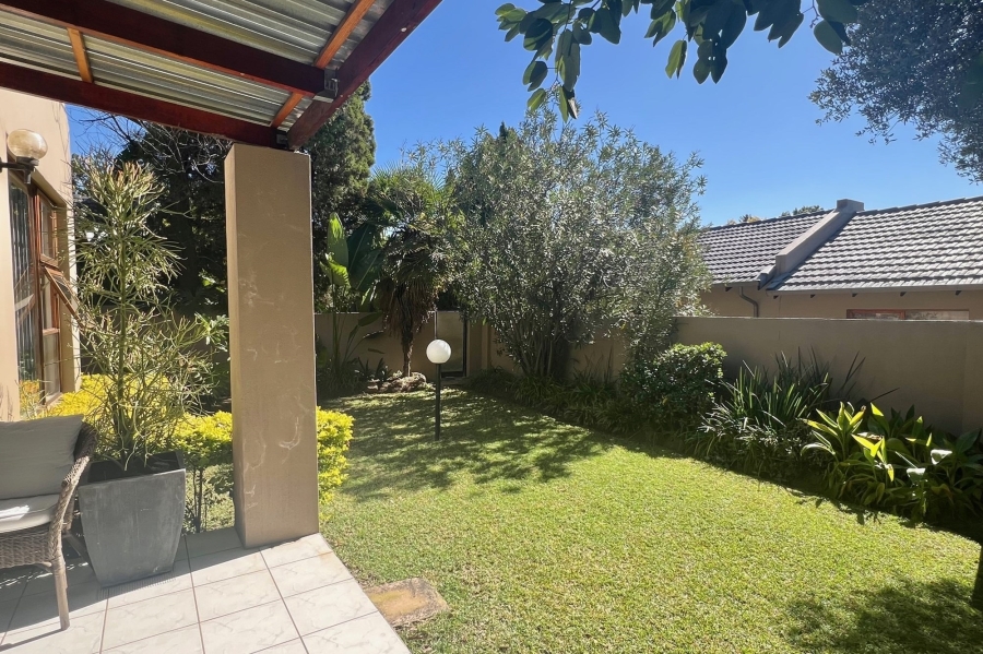 2 Bedroom Property for Sale in Lonehill Gauteng