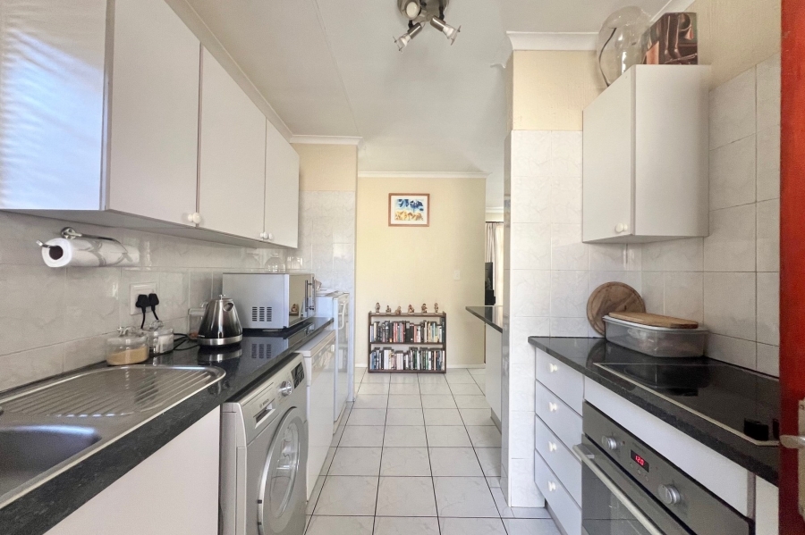2 Bedroom Property for Sale in Lonehill Gauteng