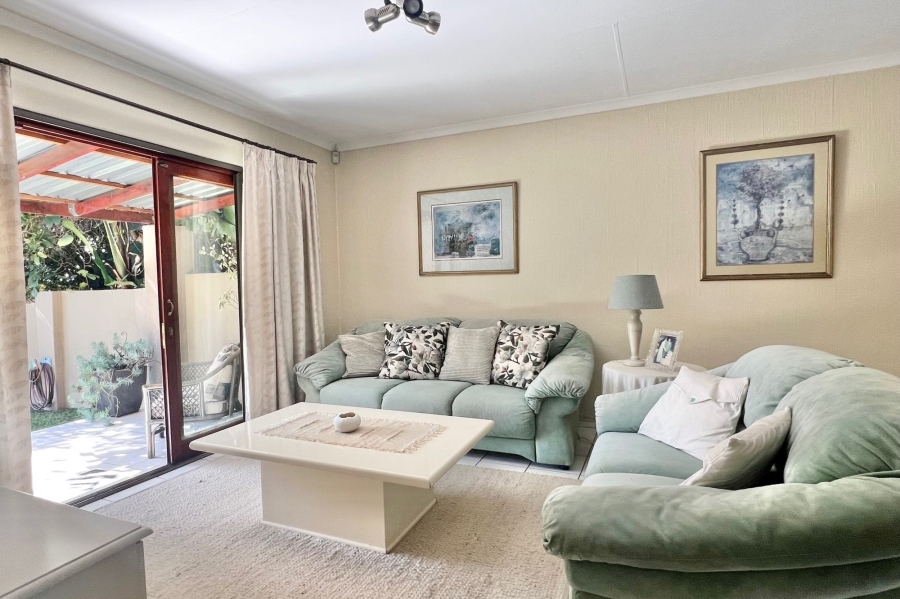 2 Bedroom Property for Sale in Lonehill Gauteng