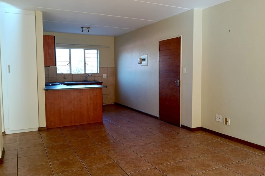 To Let 2 Bedroom Property for Rent in Clubview Gauteng