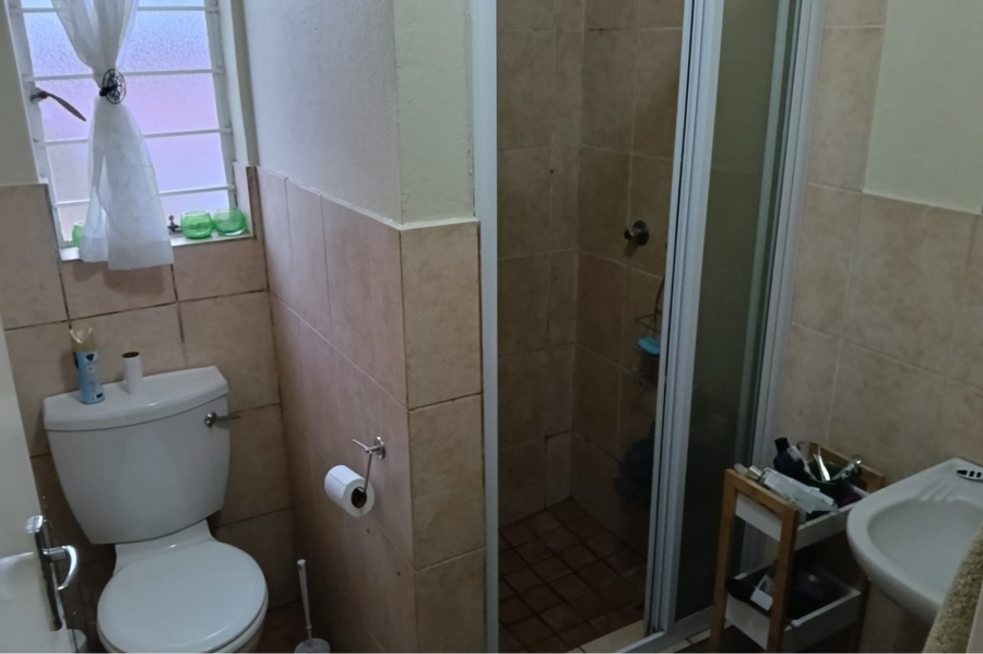 To Let 2 Bedroom Property for Rent in Clubview Gauteng